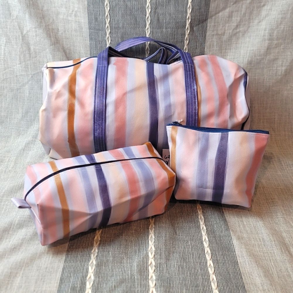 NWT- TALKING OUT OF TURN Travel Bundle